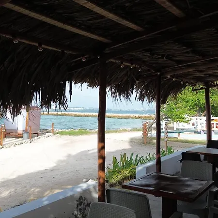 Punta Arena Beach Hostel Playa de Punta Arena Exterior photo