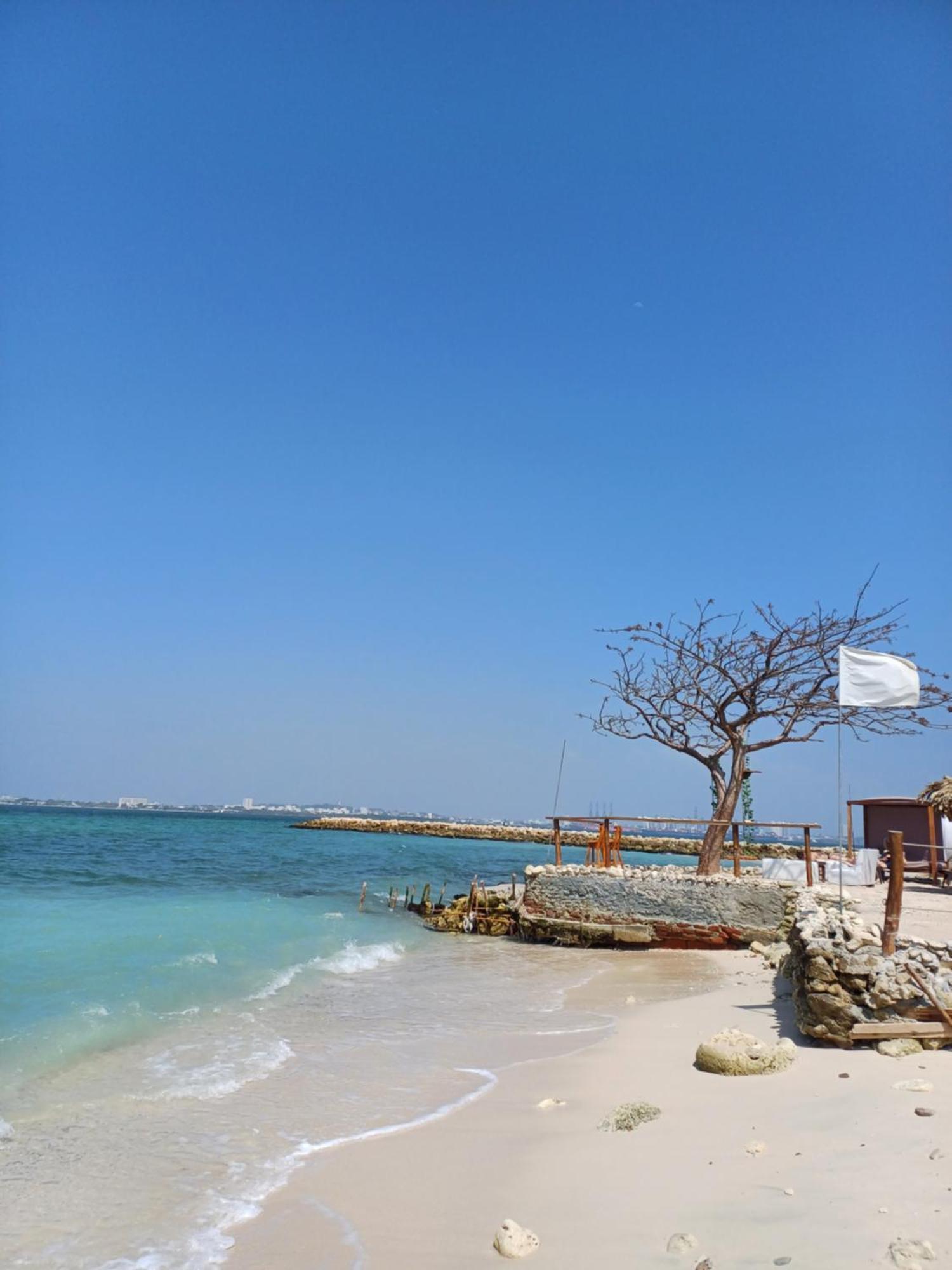 Punta Arena Beach * Playa de Punta Arena