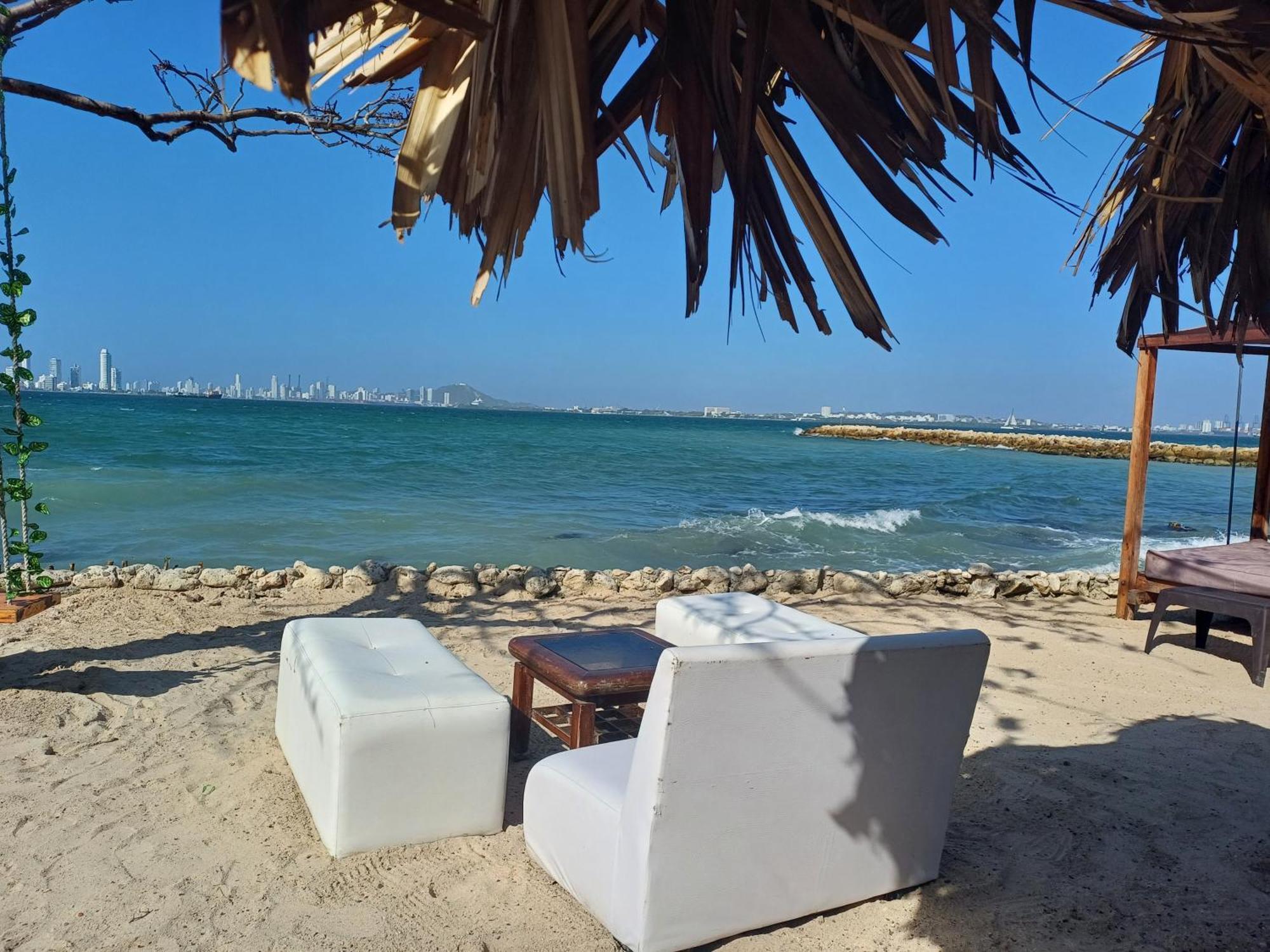 Guest house Punta Arena Beach