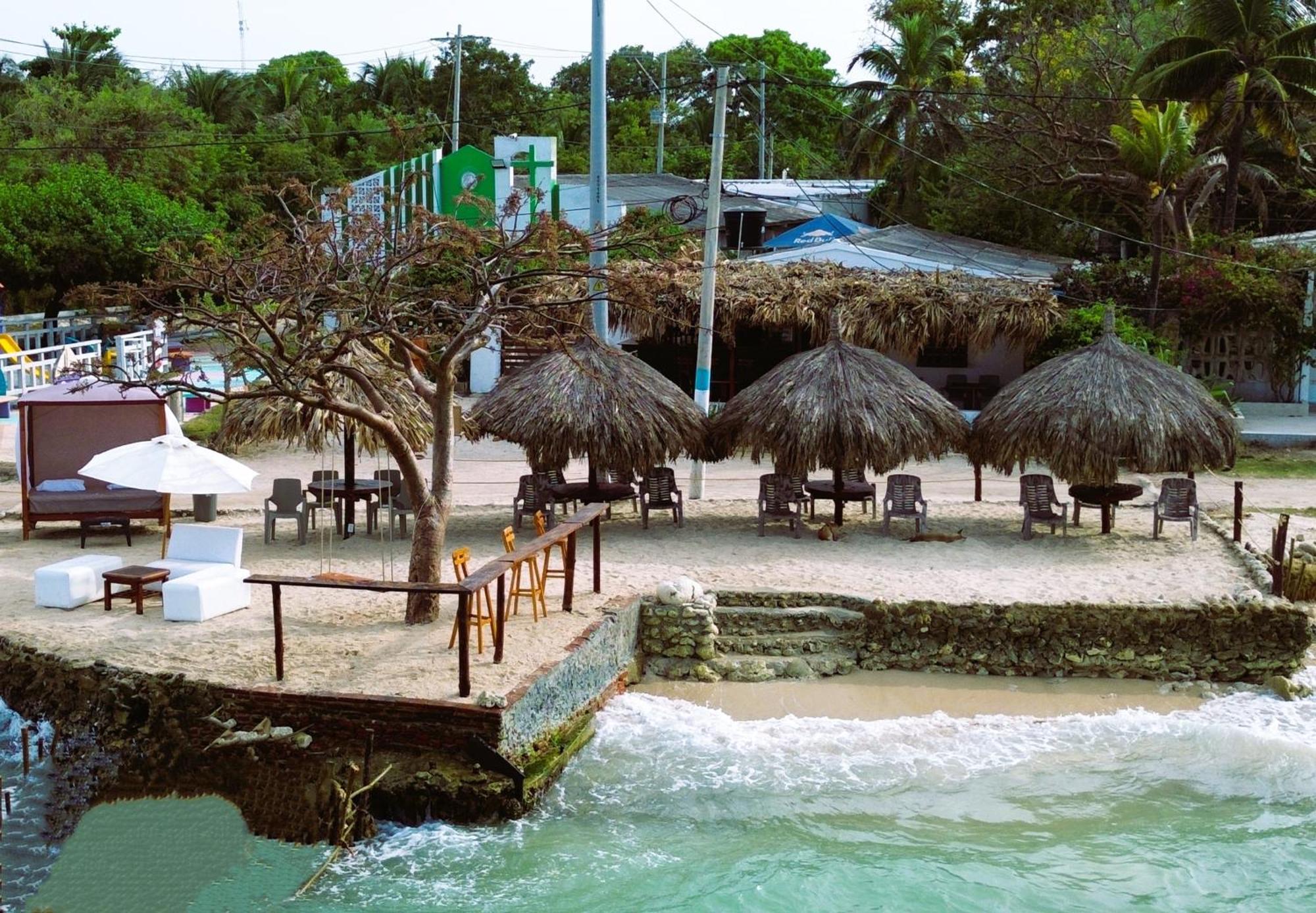 Punta Arena Beach * Playa de Punta Arena
